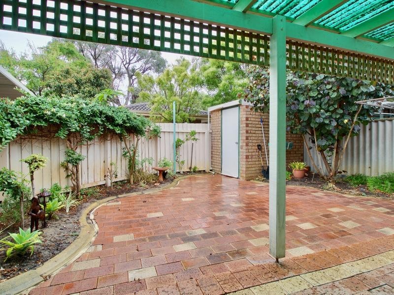 13/8 Merope Close, Rockingham WA 6168
