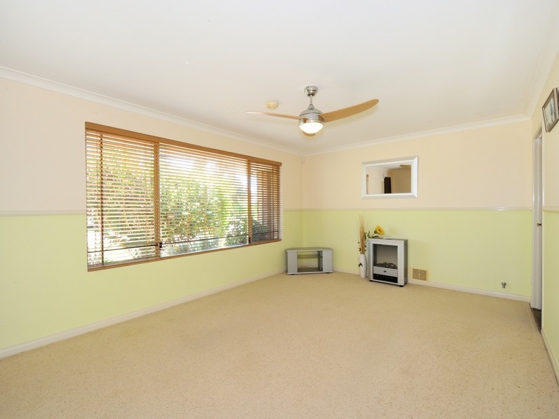 17 Bridgewater Court, Waikiki WA 6169
