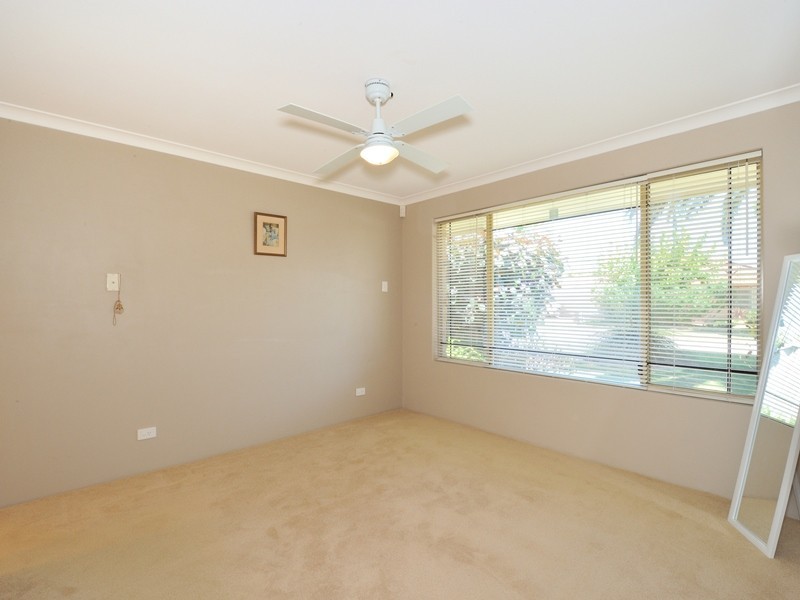 17 Bridgewater Court, Waikiki WA 6169
