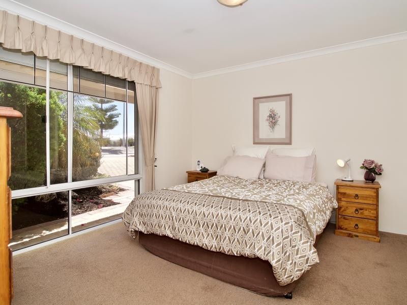 687 Safety Bay Road, Warnbro WA 6169