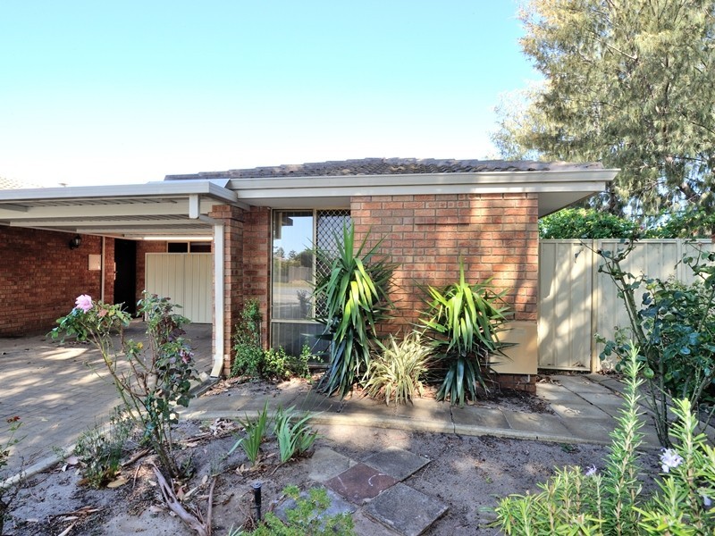 Unit 1/27 Port Royal, Safety Bay WA 6169