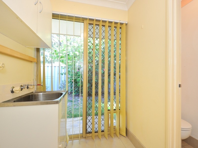 Unit 1/27 Port Royal, Safety Bay WA 6169