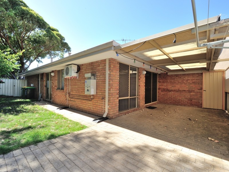 Unit 1/27 Port Royal, Safety Bay WA 6169