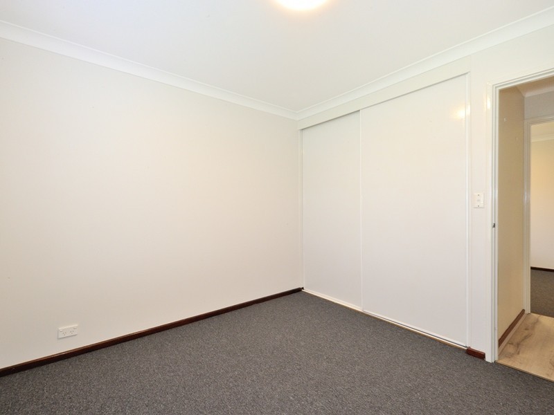 7 Woodbridge  Drive, Cooloongup WA 6168