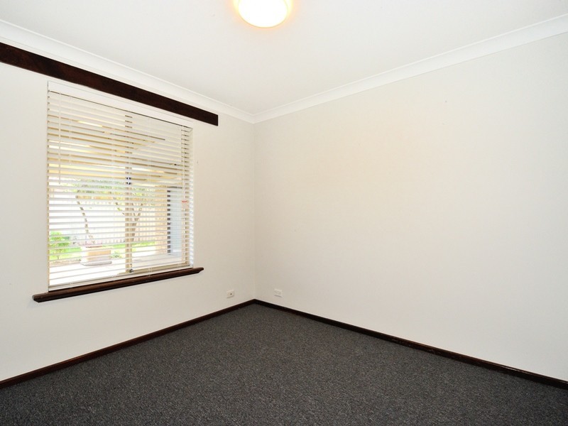 7 Woodbridge  Drive, Cooloongup WA 6168