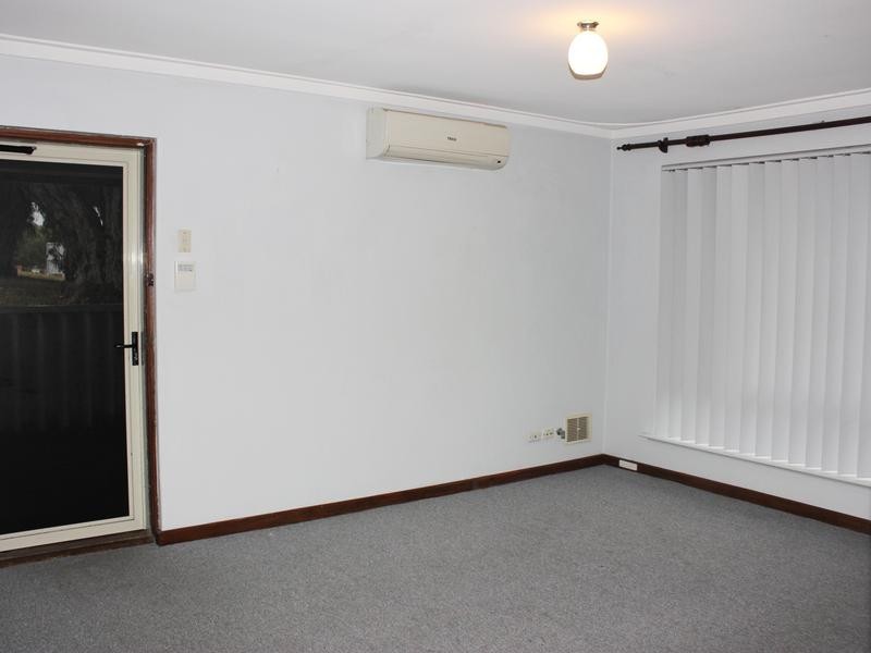 105 Currie Street, Warnbro WA 6169