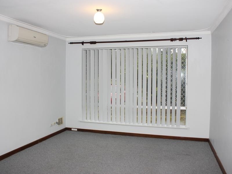 105 Currie Street, Warnbro WA 6169