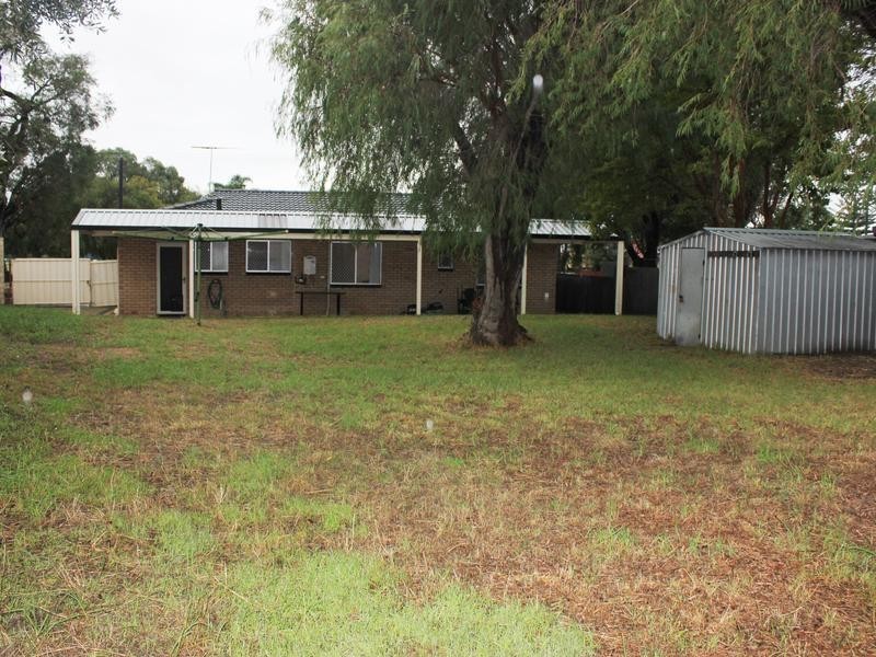 105 Currie Street, Warnbro WA 6169
