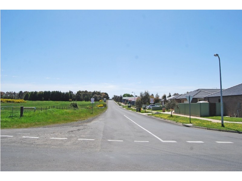 230 Miles Street, Sebastopol VIC 3356