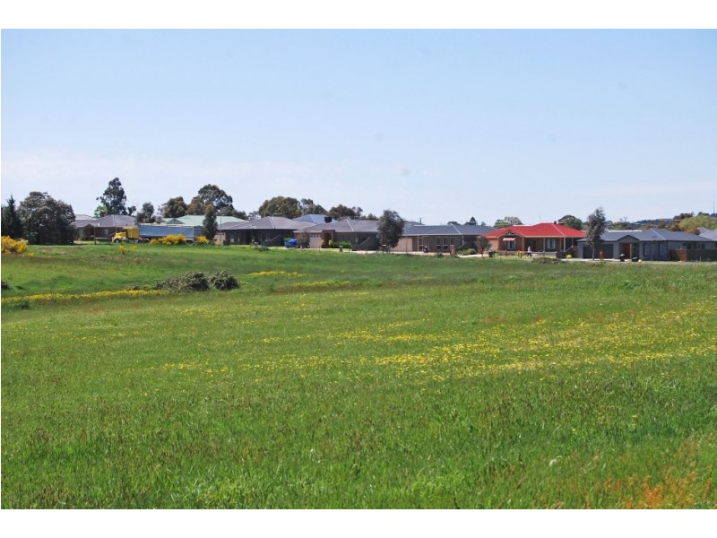 230 Miles Street, Sebastopol VIC 3356