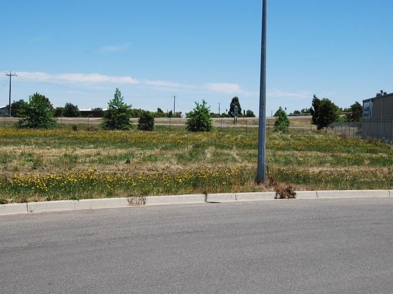 15 (Lot 9) Anchor Drive, Wendouree VIC 3355