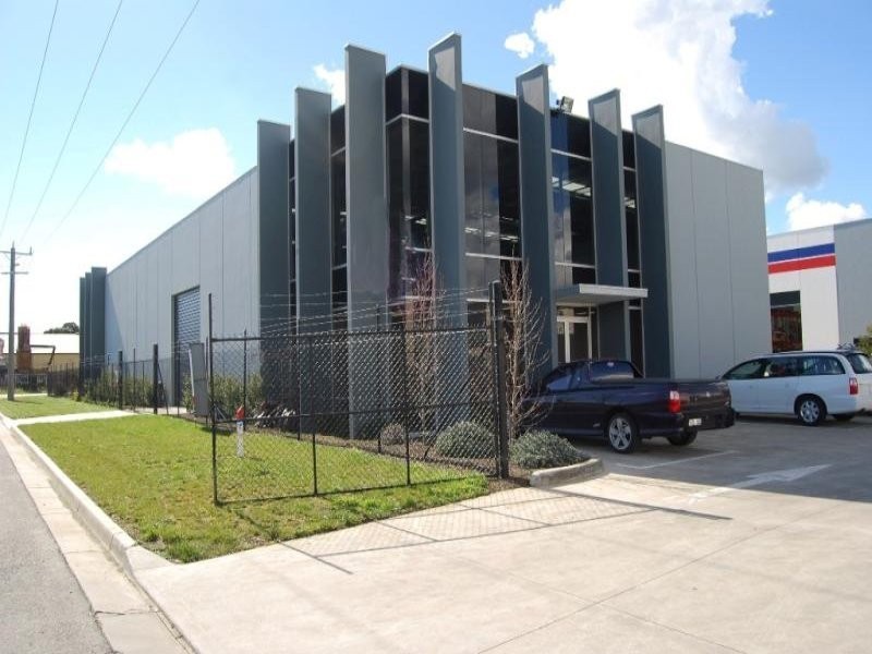 2/5 Caravan Street, Wendouree VIC 3355