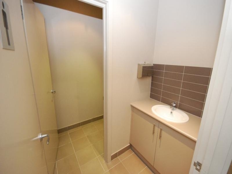 2/5 Caravan Street, Wendouree VIC 3355