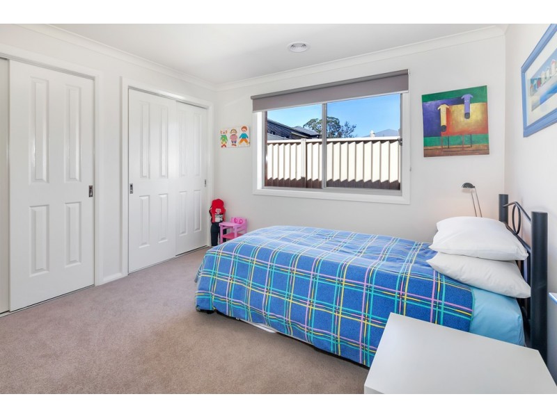 9 Hammill Close, Canadian VIC 3350