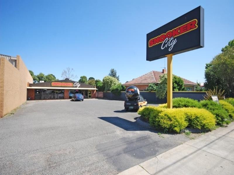 1325 Howitt St, Wendouree VIC 3355