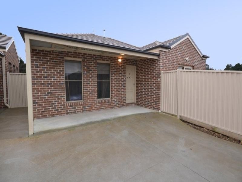 4/740 Geelong Road, Canadian VIC 3350