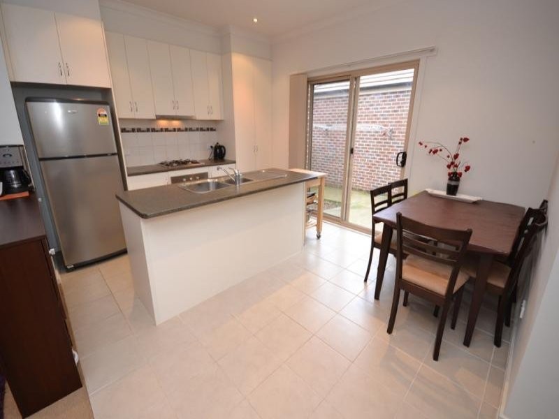 4/740 Geelong Road, Canadian VIC 3350