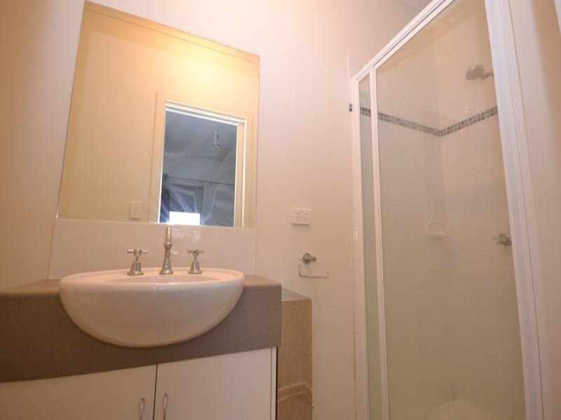 4/740 Geelong Road, Canadian VIC 3350