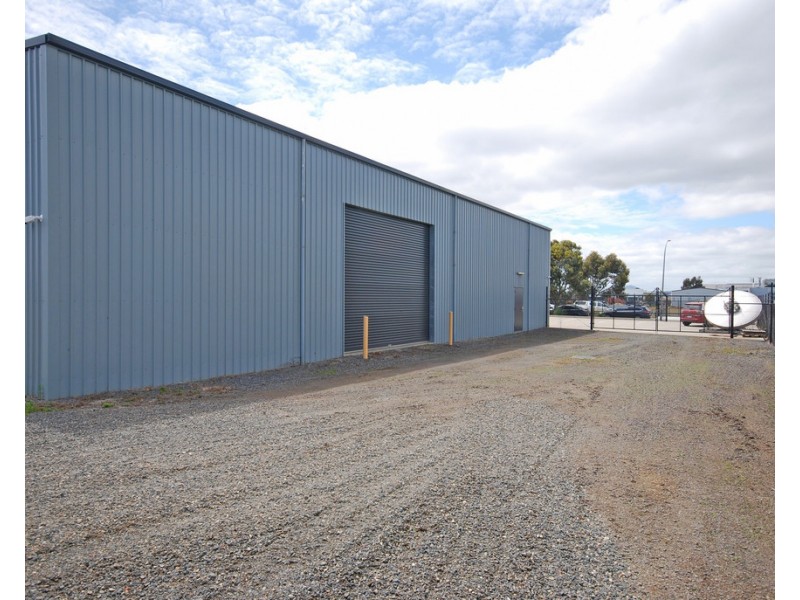 2 Pentlands Court, Delacombe VIC 3356