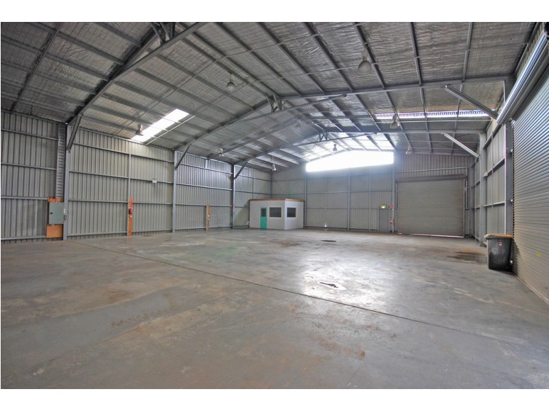 34 Laidlaw Drive, Delacombe VIC 3356