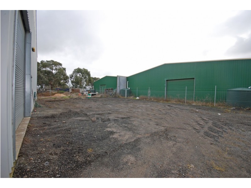 34 Laidlaw Drive, Delacombe VIC 3356