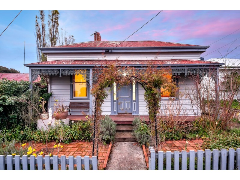 121 Eureka Street, Ballarat East VIC 3350