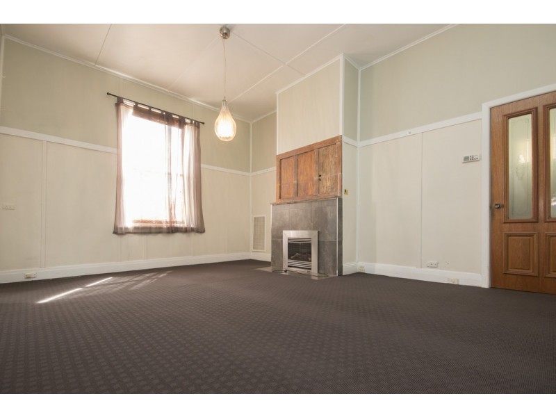 120 Canterbury Street, Brown Hill VIC 3350