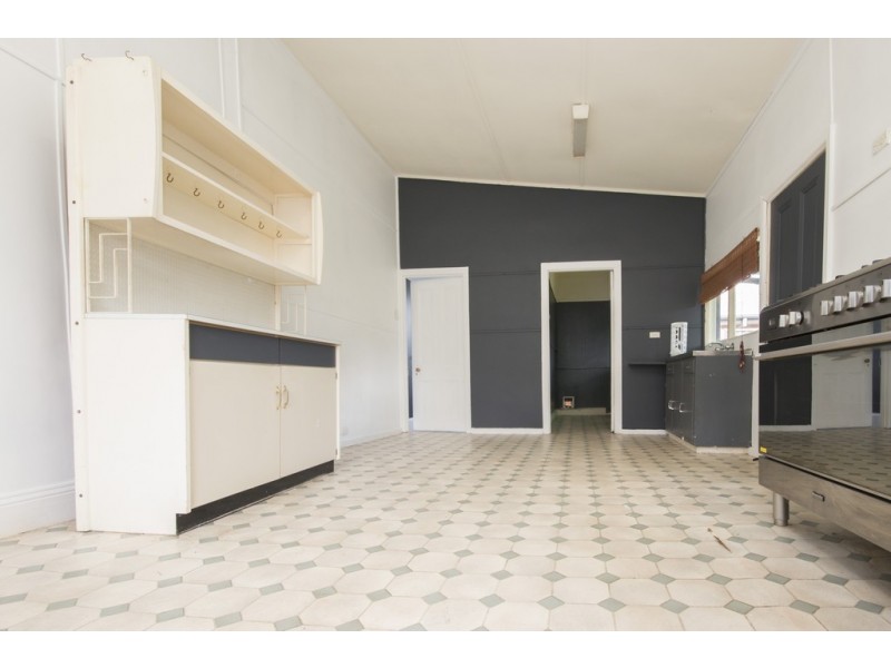 120 Canterbury Street, Brown Hill VIC 3350