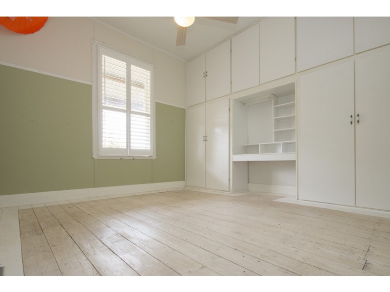 120 Canterbury Street, Brown Hill VIC 3350