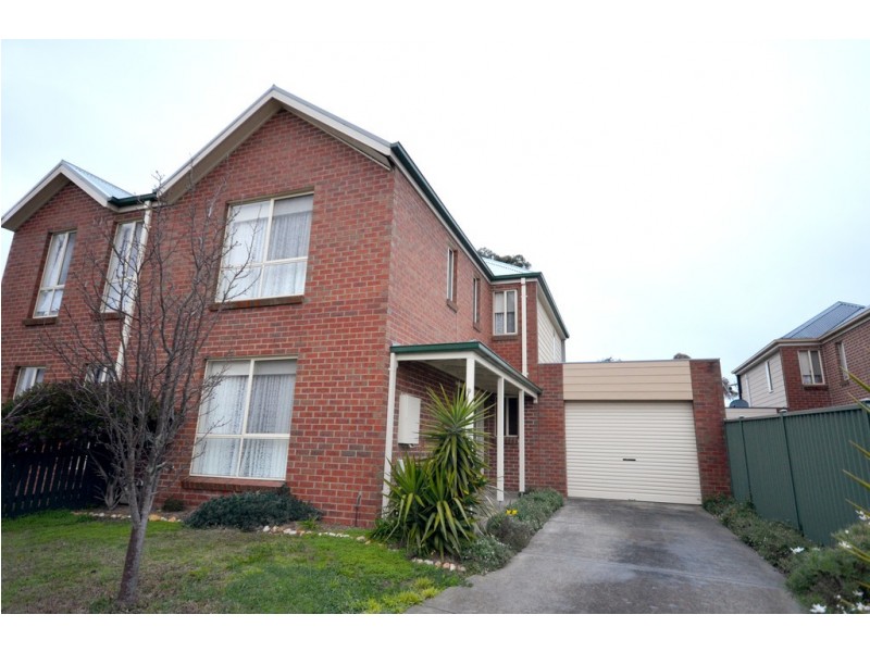 9 Bentley Place, Ballarat East VIC 3350