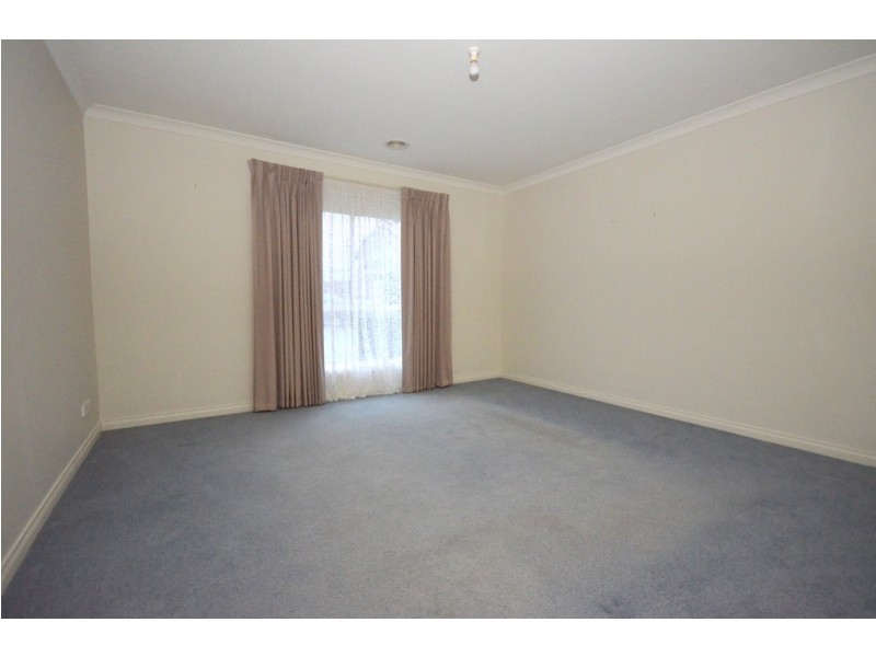 9 Bentley Place, Ballarat East VIC 3350