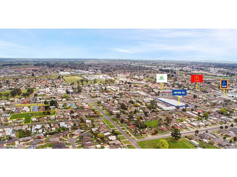 4/80a Yarrowee Street, Sebastopol VIC 3356