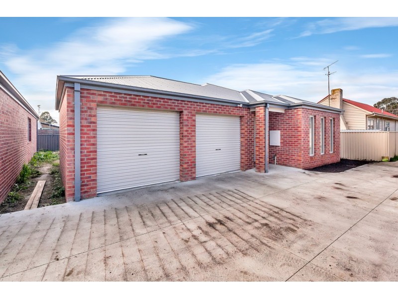 1/219 Finch Street, Ballarat East VIC 3350