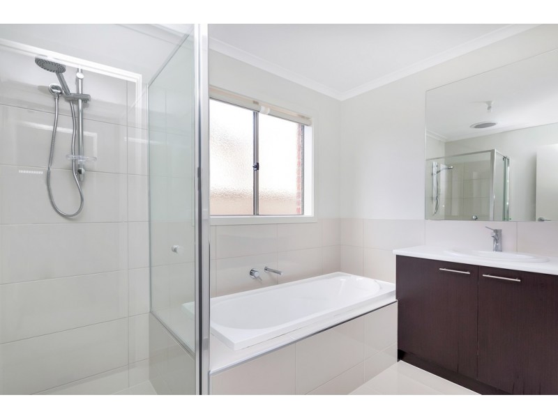 1/219 Finch Street, Ballarat East VIC 3350