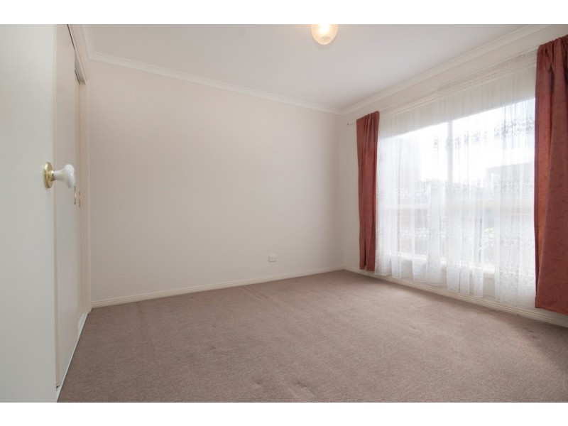 1/156 Walker Street, Sebastopol VIC 3356