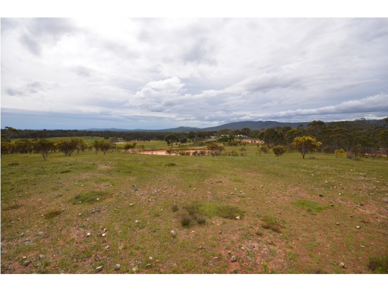 25C Rifle Butts Road, Landsborough VIC 3384