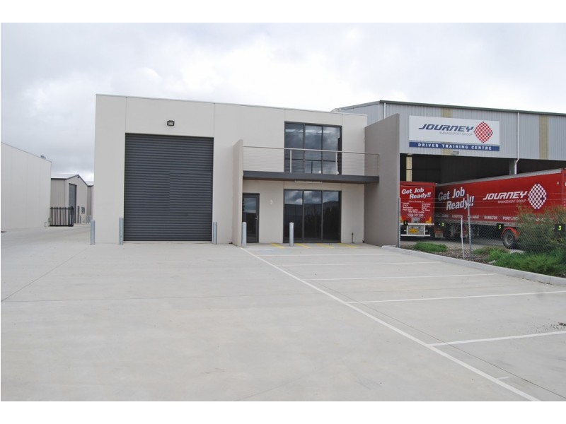 3/24 Waringa Drive, Mitchell Park VIC 3355