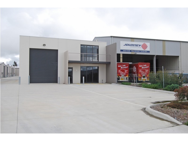 3/24 Waringa Drive, Mitchell Park VIC 3355