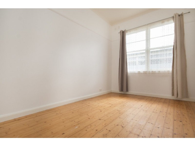 61 Maple Avenue, Wendouree VIC 3355