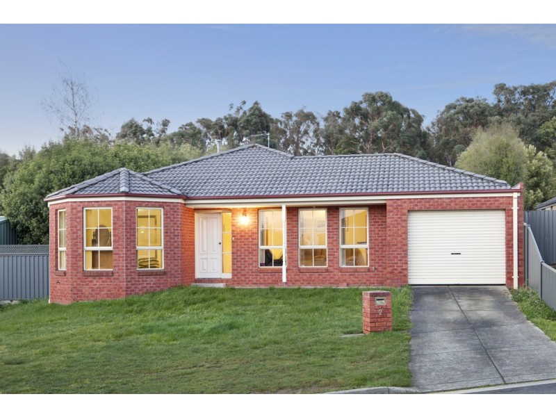 2 Mayfair Court, Mount Helen VIC 3350