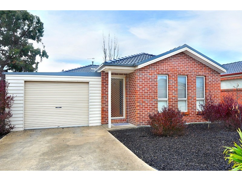 9 Gumdale Place, Sebastopol VIC 3356