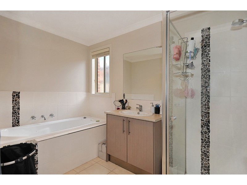 9 Gumdale Place, Sebastopol VIC 3356