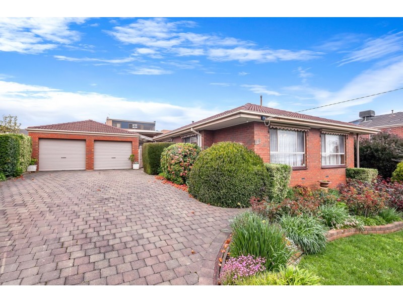 808 Sherrard Street, Black Hill VIC 3350