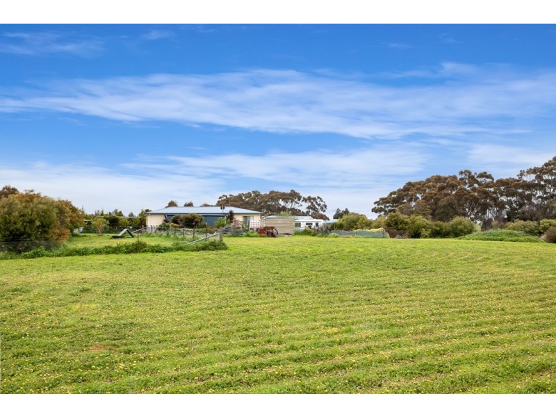 220 Lockies Lane, Cape Clear VIC 3351