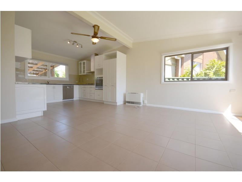 1 Whitta Street, Sebastopol VIC 3356