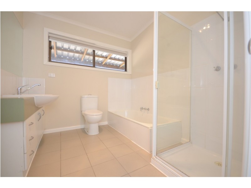 1 Whitta Street, Sebastopol VIC 3356