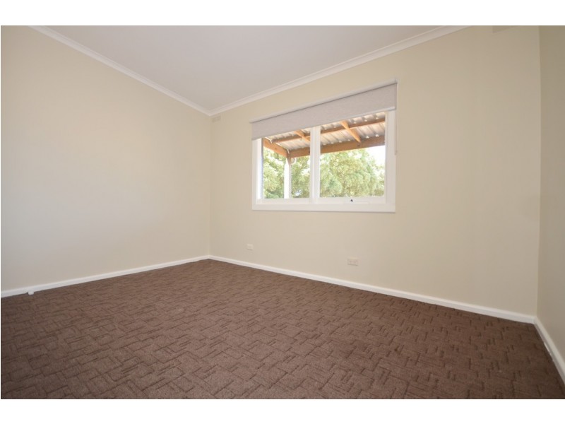 1 Whitta Street, Sebastopol VIC 3356