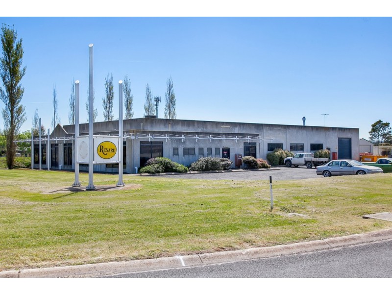 1 Patanga Court, Mitchell Park VIC 3355