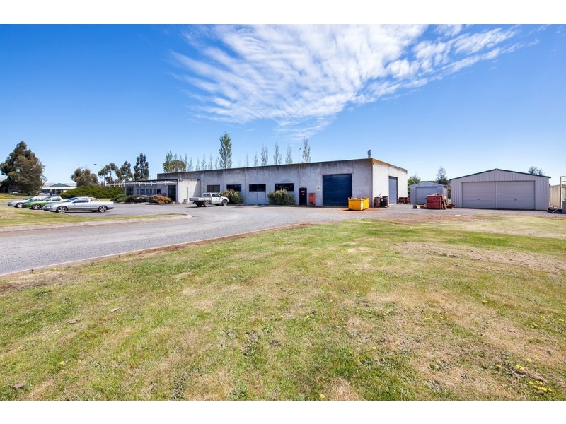 1 Patanga Court, Mitchell Park VIC 3355