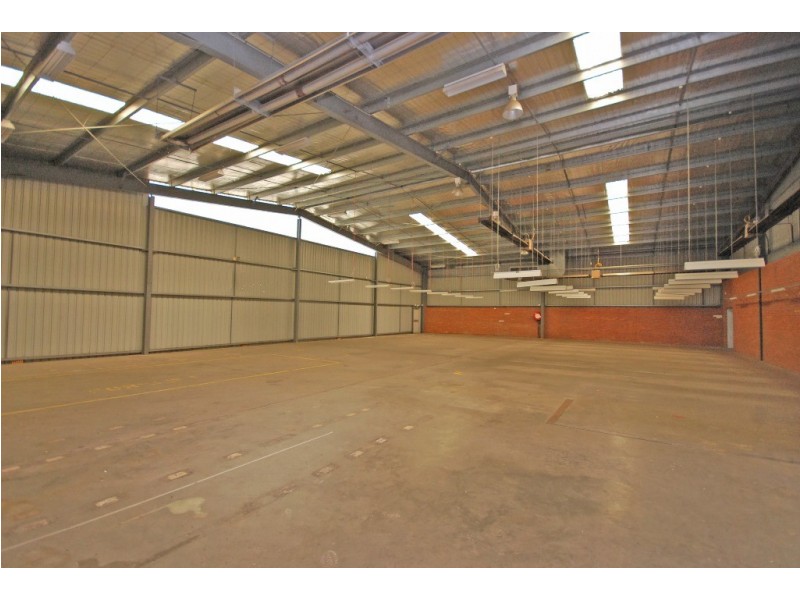 2 Daveyduke Drive, Mitchell Park VIC 3352